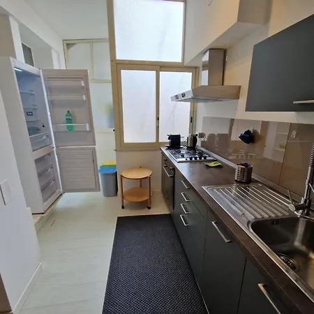 Capomassimo Apartment